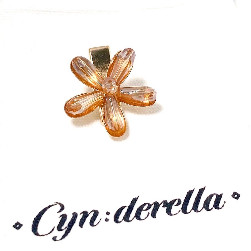Sweet Floral Hair Clip